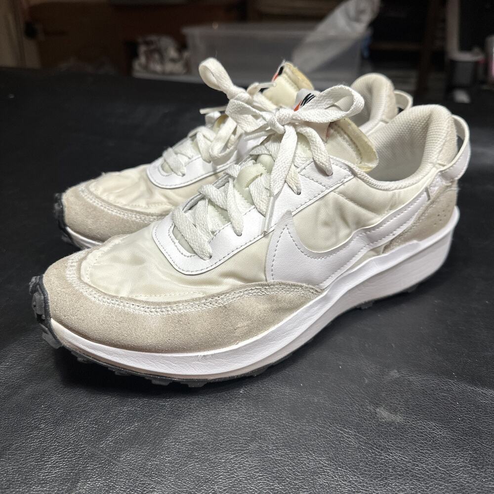Nike Shoes Womens 8.5 White Waffle Debut Athletic Sneakers DH9523-100 275